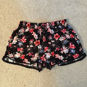 Flowy Floral print shorts